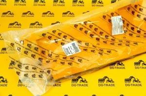 Направляющая капота правая нижняя JCB (Original) 332/P5300